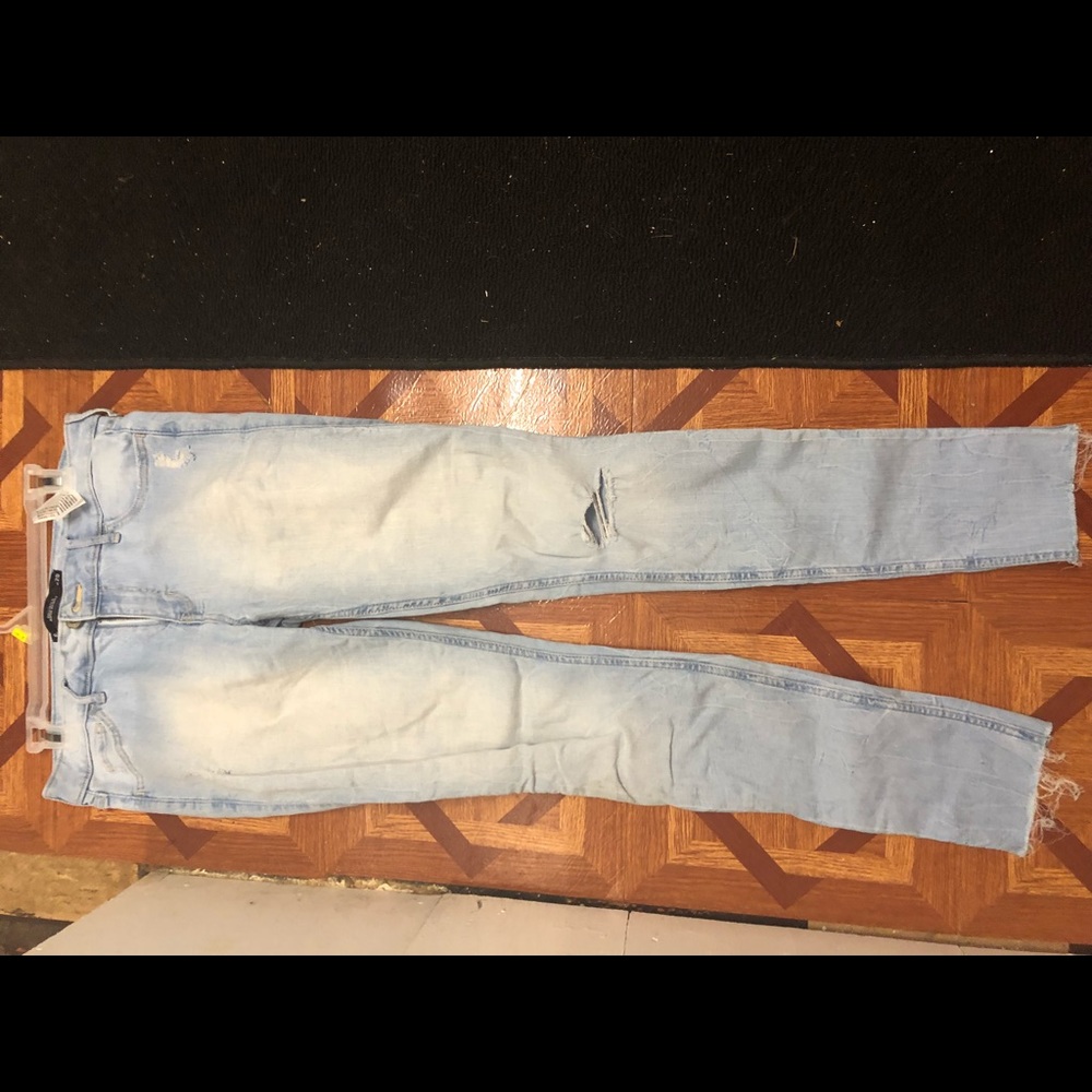 Hollister jeans